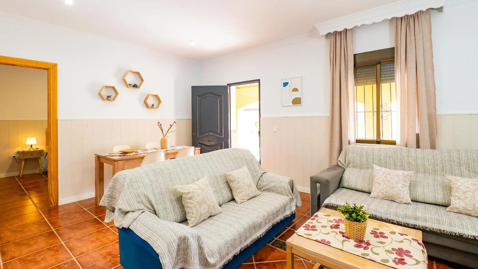 Cubo'S Finca Megan Alhaurín de la Torre 0*,  Ισπανία