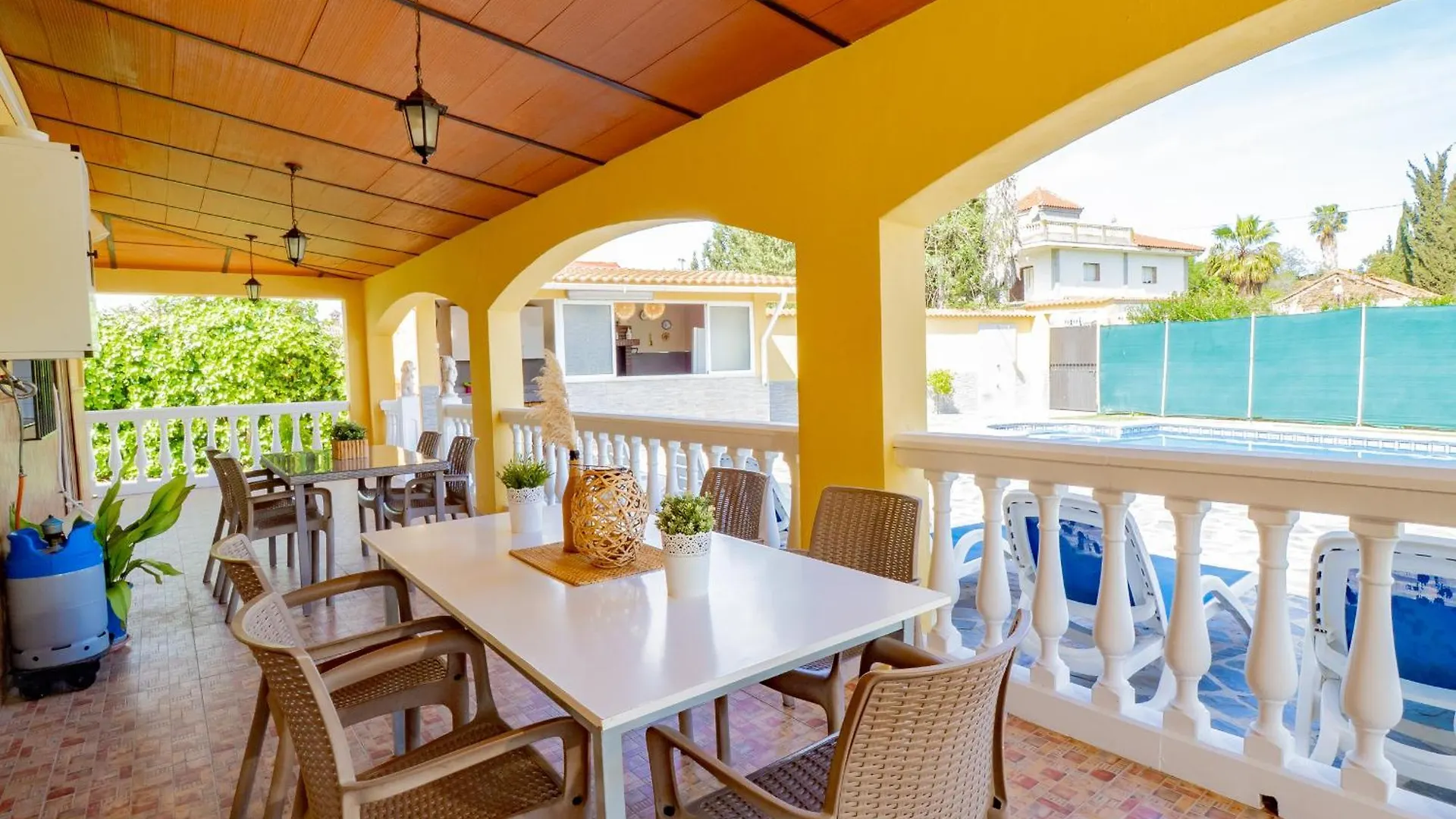 בית נופש Alhaurín de la Torre Cubo'S Finca Megan